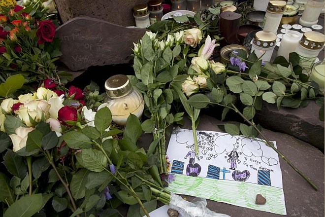 Breivikov oče: Moj sin bi moral storiti samomor, namesto da je pobil toliko ljudi