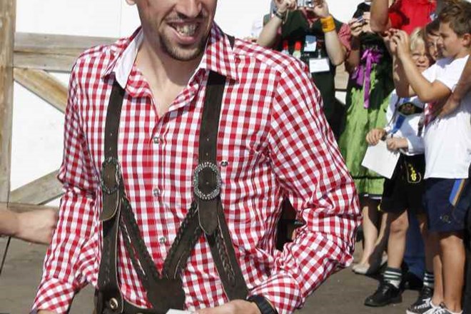 Video: Bayernovi nogometaši so se pozabavali na Oktoberfestu