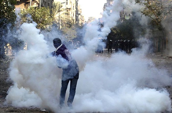 Že druga egiptovska vlada ponudila odstop po množičnih protestih v Kairu