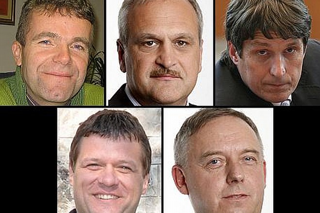 Zgoraj od leve proti desni: Milan Čadež, Bojan Kontič, Borut Sajovic. Spodaj od leve proti desni: Alan Bukovnik, Tomaž...