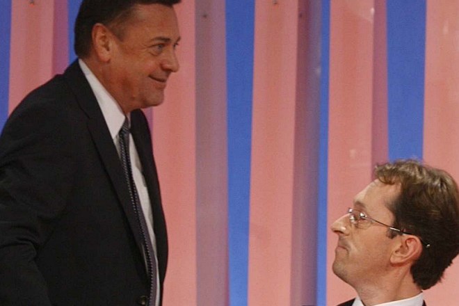Takole sta se Zoran Janković (levo) in Gregor Virant rokovala na enem od  predvolilnih televizijskih soočenj. Se bosta tudi...