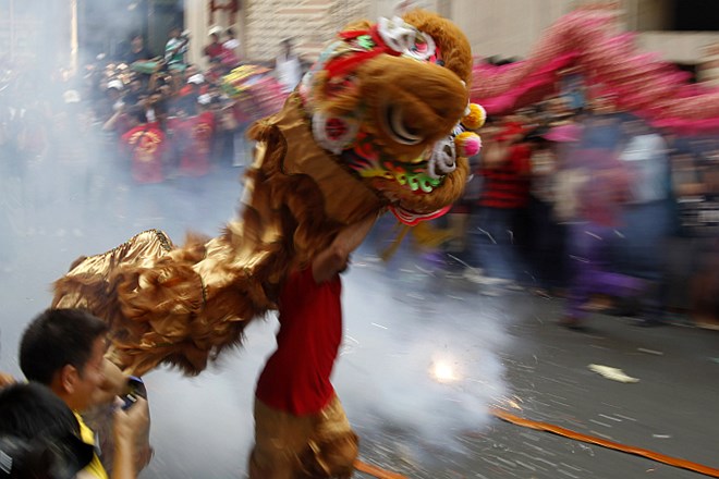Kitajsko leto zmaja prinaša bogastvo in srečo, praznovanje tudi v Ljubljani