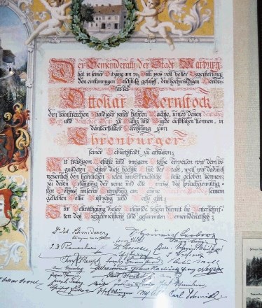 V spominskem muzeju Ottokarja Kernstocka na gradu Festenburg je  med drugim razstavljena diploma, s katero mu je Maribor leta...