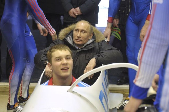 Vladimir Putin je progo preizkusil kot "kopilot".