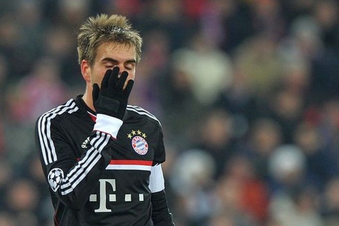 Nogometaši Bayerna so v zaključku tekme doživeli boleč poraz.