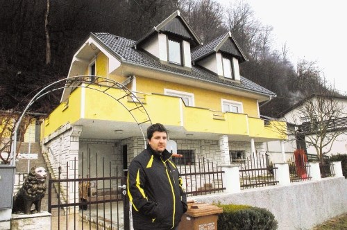 Glede na pretekle odločitve ustavnega sodišča bodo Vaskrsićevi težko dosegli razveljavitev prodaje hiše.