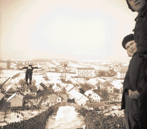 Od leta 1955 do 1961 se je z vrha Galetove skakalnice  najbolj spremenil pogled na Šiško.
