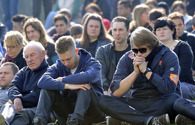 V Belgiji žalna slovesnost za žrtve avtobusne nesreče v Švici