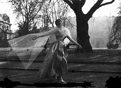 Ples v dežju (1961) režiserja Boštjana Hladnika.