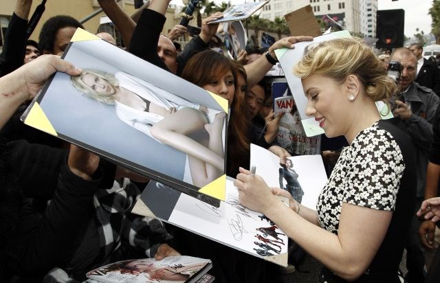 Scarlett Johansson dobila zvezdo na Pločniku slavnih