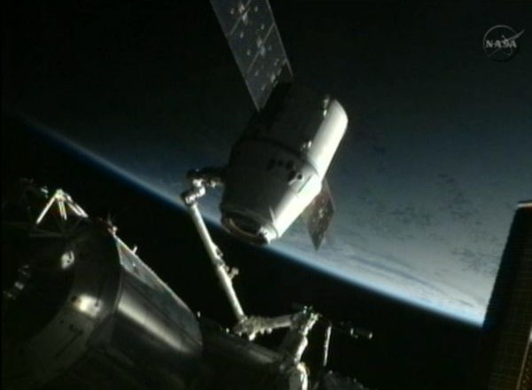 Foto: Prva zasebna kapsula uspešno zaključila misijo na ISS