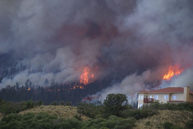 Kolorado še vedno požira ogenj: Požar epskih razsežnosti je praktično neustavljiv