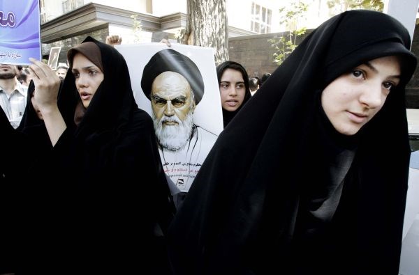 Protestnice v Teheranu.