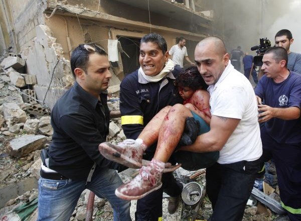 Foto: V eksploziji avtomobila bombe v Bejrutu umrl šef obveščevalcev