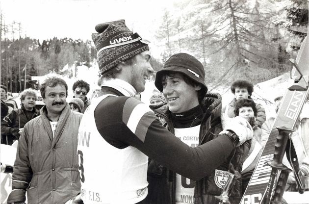 15. decembra 1981 je Boris Strel v težkih pogojih zmagal na veleslalomu v Cortini d'Ampezo. Za zmago mu je v ciljni areni...