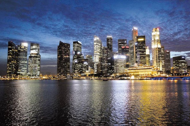 Zatočišče mnogih poslovnežev in bogatašev, ki želijo »skriti« svoje premoženje, je tudi Singapur. 