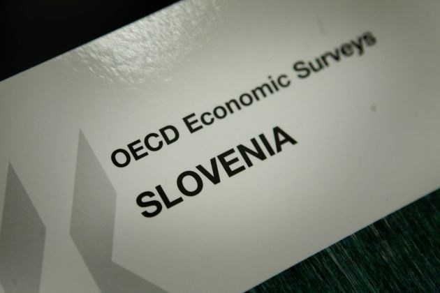 Organizacija Sloveniji predlaga tudi privatizacijo bank v državni lasti in ji svetuje, naj pri tem ne vztraja na ohranitvi...