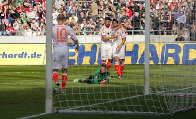Bavarci so kar šestkrat premagali vratarja Hannovra. (Foto: Reuters) 