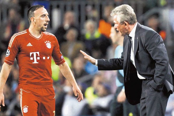 Trener Bayerna Jupp Heynckes (desno) ima dober odnos s svojimi igralci (ob njem je Franck Ribery). 