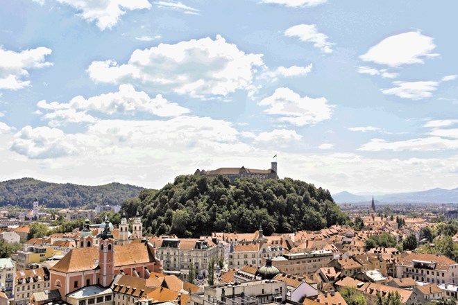 Okoljevarstveniki so prepričani, da bi dodelitev naziva zelena prestolnica Evrope 2015 Ljubljani okrepila prizadevanja občine...