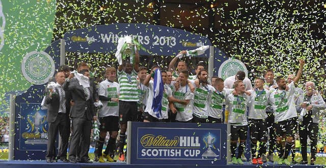 Na  Škotskem je Celtic letos osvojil dvojno krono. (Foto: Reuters) 