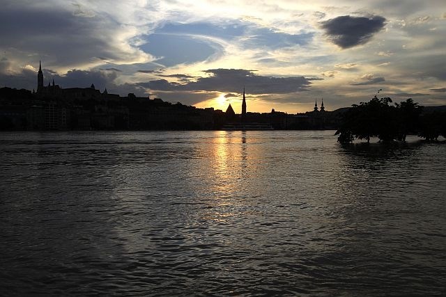 Donava v Budimpešti še ni rekla zadnje besede. (foto: Reuters) 