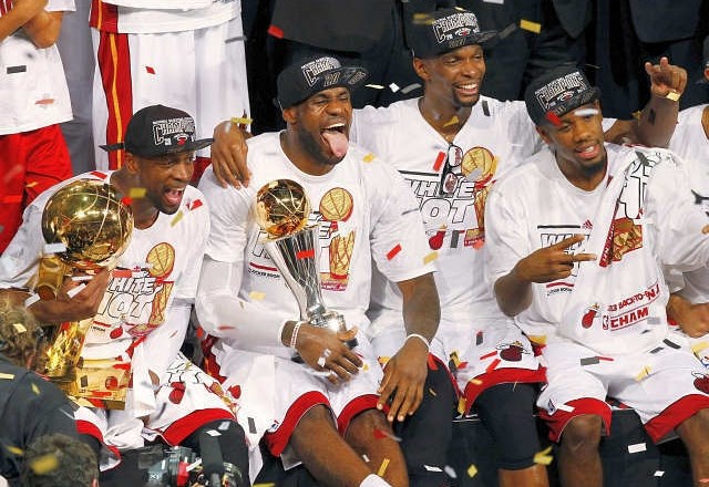 Koošarkarji Miamija so drugič zapored postali prvaki lige NBA. (Foto: Reuters) 