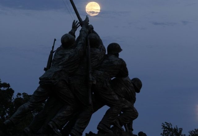 Spomenik padlim vojakom blizu Washingtona. 