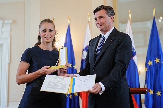 Tina Maze je prejela zlati red za zasluge. (Foto: Nebojša Tojić / STA) 