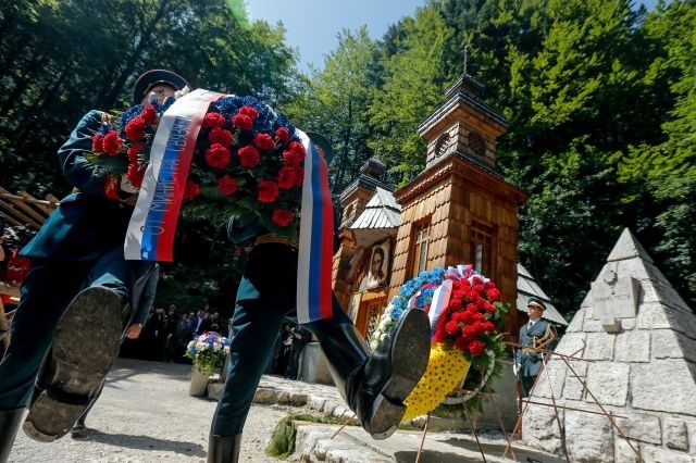 Ruska kapelica: Kraj tragedije lahko postane kraj, ki povezuje narode (foto)