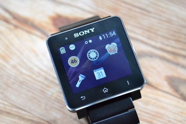 Preizkusili smo uro Sony Smartwatch 2