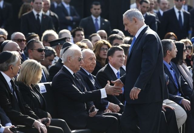 Med visokimi gosti na današnji slovesnosti sta tudi ameriški podpredsednik Joe Biden. 