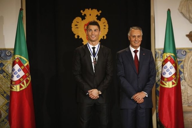 Predsednik Portugalske je Ronalda sprejel v predsedniški palači v Belemu. (Foto: Reuters) 