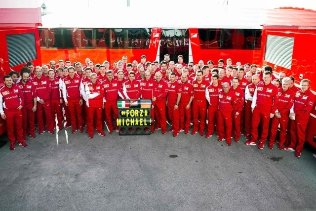 Pri Ferrariju so se pred začetkom prvih testiranj nove sezone spomnili tudi na Michaela Schumacherja, ki že štiri tedne leži...