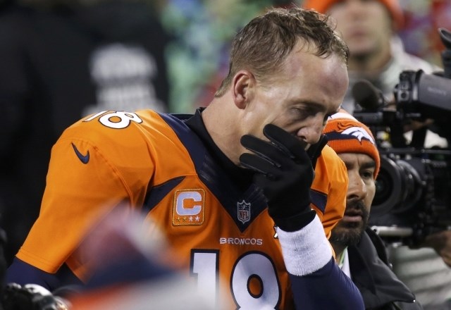 Veliki poraženec 48. Super Bowla Peyton Manning (Foto: Reuters) 