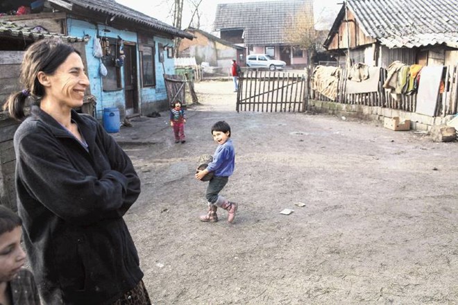 Romsko naselje v Dobruški vasi, januar 2014 