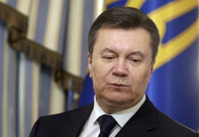Ukrajinska policija je za izginulim nekdanjim predsednikom Viktorjem Janukovičem izdala tiralico zaradi množičnega umora...