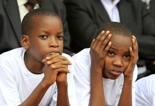 Čustvena slovesnost ob 20. obletnici začetka genocida v Ruandi (foto)
