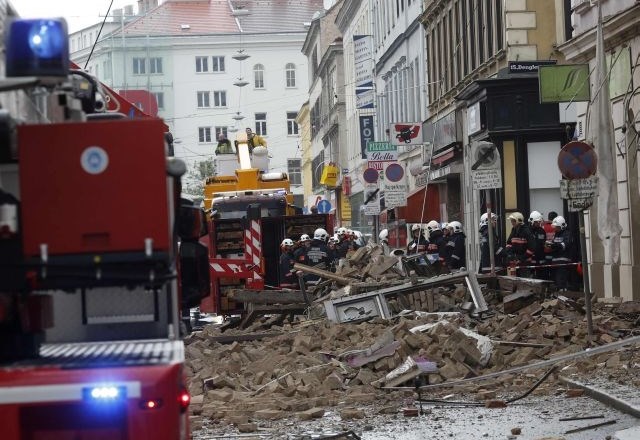 Po eksploziji se je na Dunaju delno porušila stavba (foto)