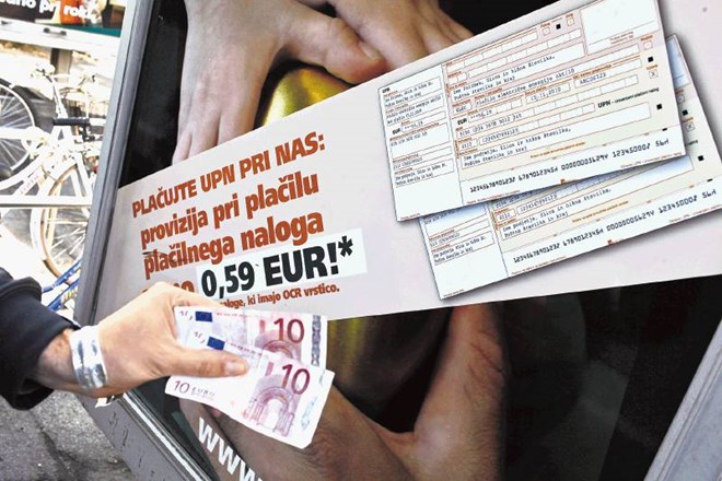 Večina Slovencev še vedno prisega na plačevanje z gotovino. 