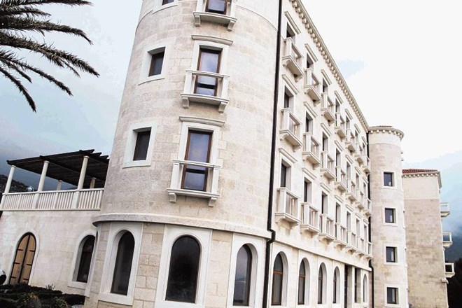 Ameriški milijonar je kupil hotel Riviera v Orebiću in ga preuredil v elitno turistično naselje vinske hiše Korta Katarina. 