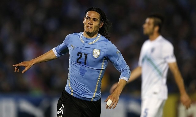Edinson Cavani je v 37. minuti popeljal Urugvaj v vodstvo. (Foto: Reuters) 