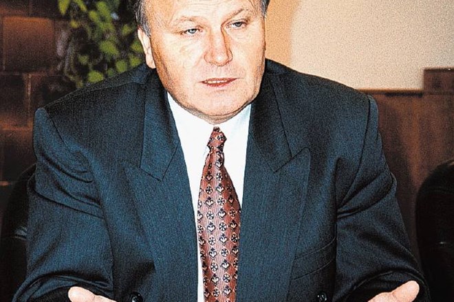 Slavko Linić je bil po glasovanju razočaran, a je sprejel odločitev stranke. 
