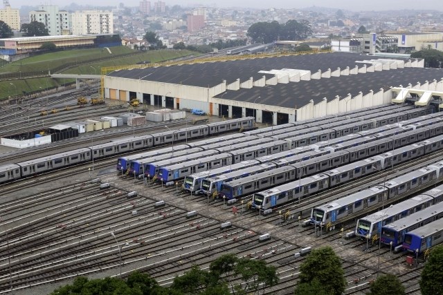 Vlaki podzemne železnice Sao Paula trenutno mirujejo. (Foto: Reuters) 