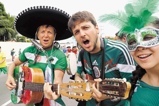 Več deset tisoč Mehičanov je odšlo na svetovno prvenstvo v Brazilijo. 