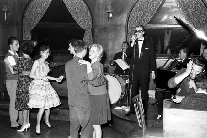 Ples leta 1962 v Nebotičniku 