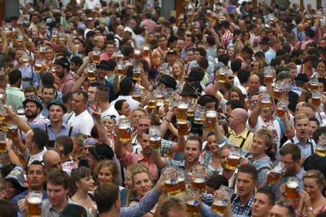 Organizatorji na letošnjem Oktoberfestu pričakujejo šest milijonov obiskovalcev (foto)