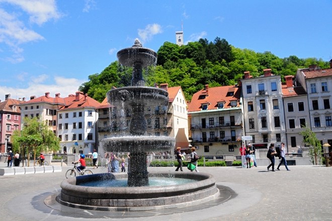 Arhitektura v živo: ogled oblikovanih vodnih virov v Ljubljani  
