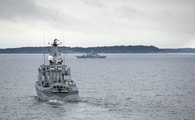 Švedska vojska v morju išče skrivnostno tuje plovilo. (Foto: AP) 