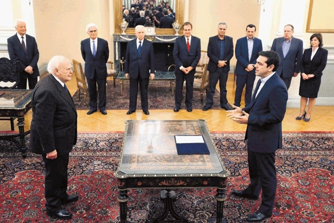 Voditelj zmagovalne Sirize Aleksis Cipras (na fotografiji desno) je včeraj že postal novi grški premier. V nasprotju z...